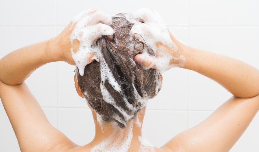 eseguire correttamente uno shampoo